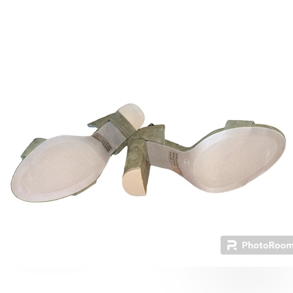 NWOT Wild Diva Lounge Women’s Open-toe Block Heels - Picture 4 of 7